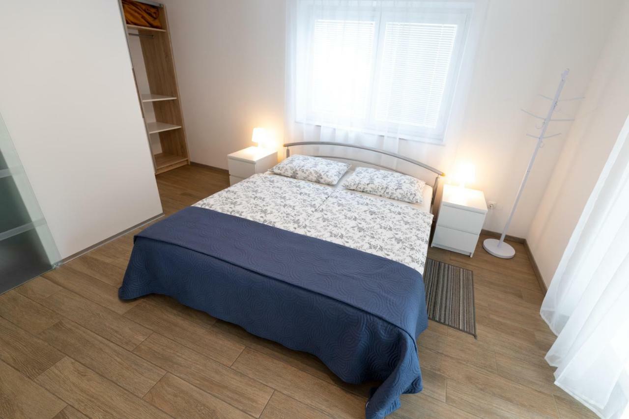 Bed and Breakfast Sobe Meta Brezje Exterior foto